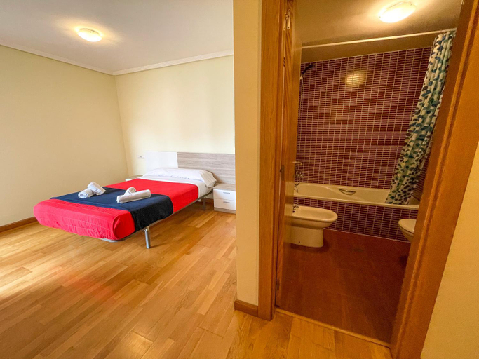 Bedroom 2, Alojamientos Foz 3000, Lugo