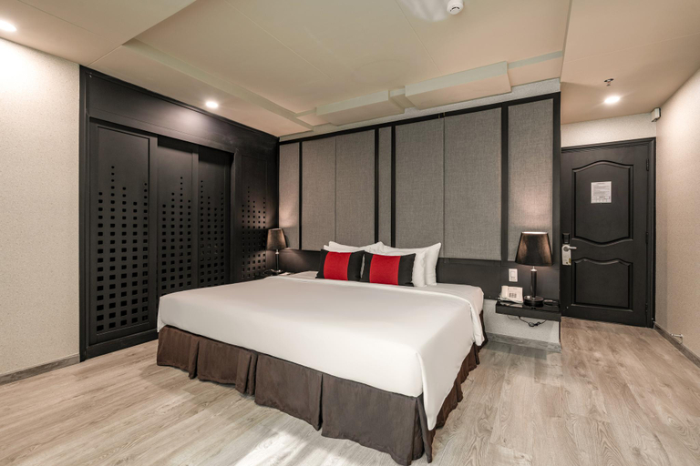 Bedroom 6