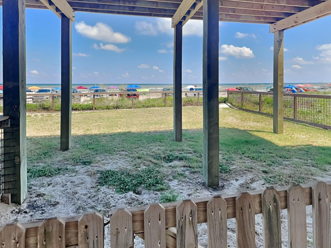 Others 3, Sharks Tooth Beachfront, Brazoria