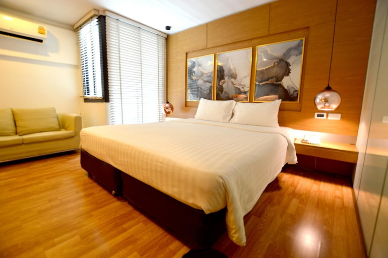 Bedroom 12