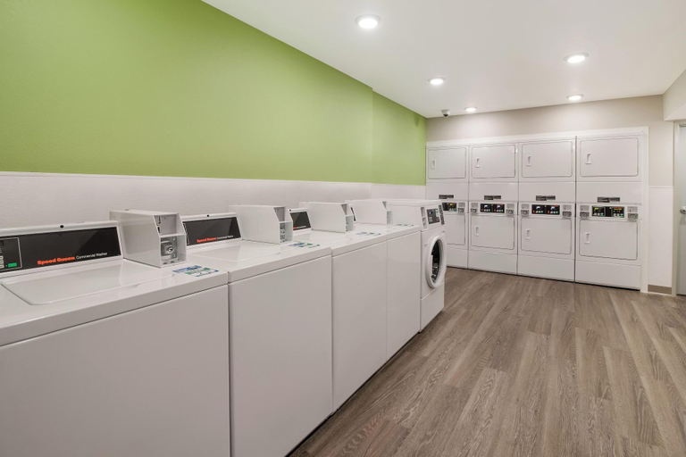 Others 5, Woodspring Suites Charlotte Airport, Mecklenburg