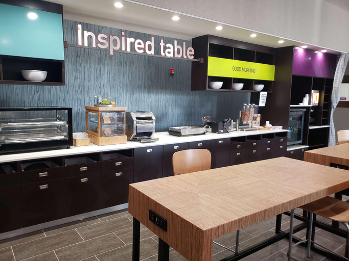 Food & Drinks 5, Home2 Suites by Hilton Edinburg, TX, Hidalgo