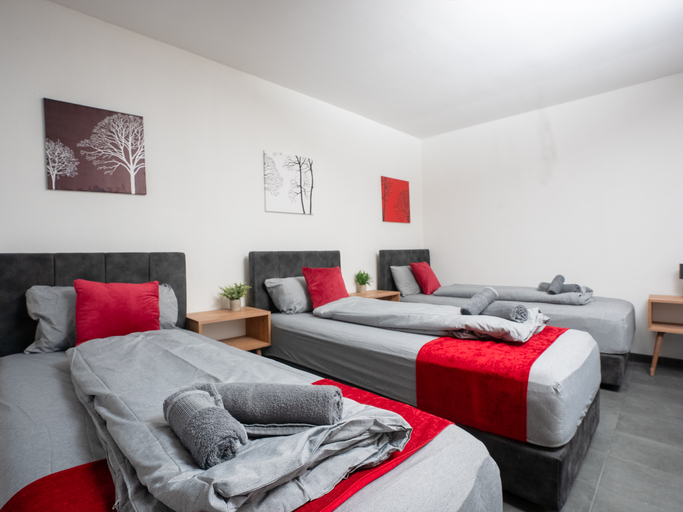 Bedroom 2, Serviceroom24 - Apartment 1 in Recklinghausen WLAN, Recklinghausen