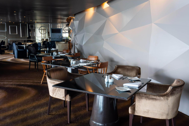 Restaurant 23