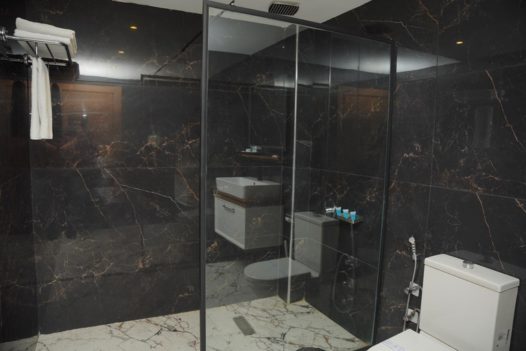 Bathroom 2, MyHotel Erbil, Arbil