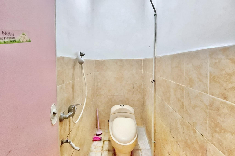 Bathroom 4