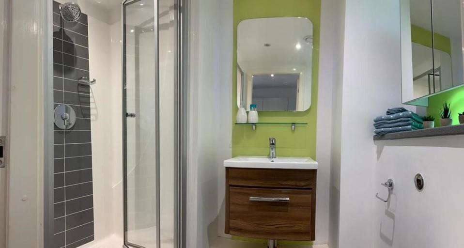 Bathroom, Newcastle 1 Newcastle upon Tyne, Newcastle upon Tyne
