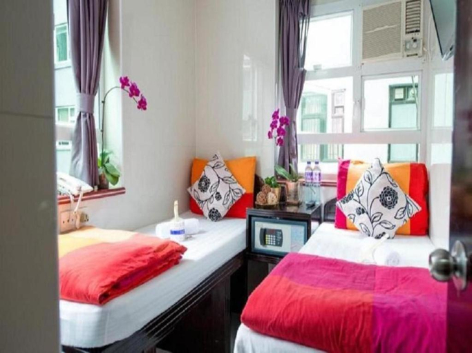 Bedroom 12