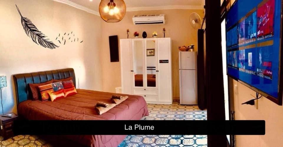 Others 3, La Plume, Muang Rayong