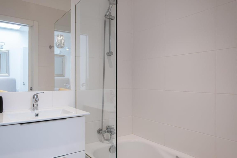 Bathroom 3, GuestReady - Anakaj House, Funchal