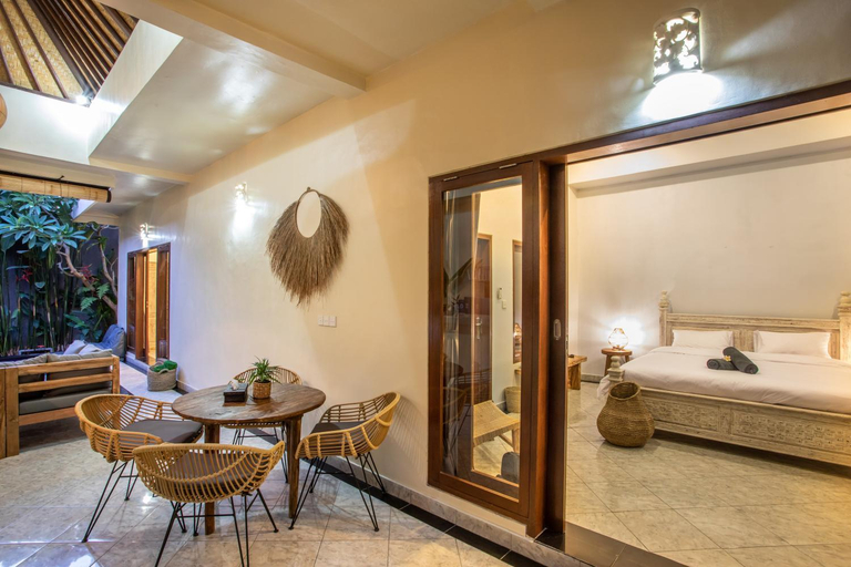 Others 5, Villa Shiro, Badung
