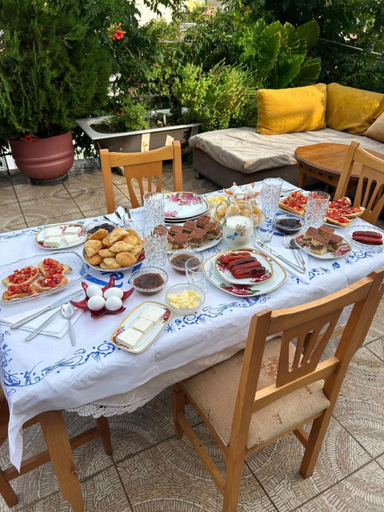 Food & Drinks 5, Berat Guesthouse Katerina, Beratit
