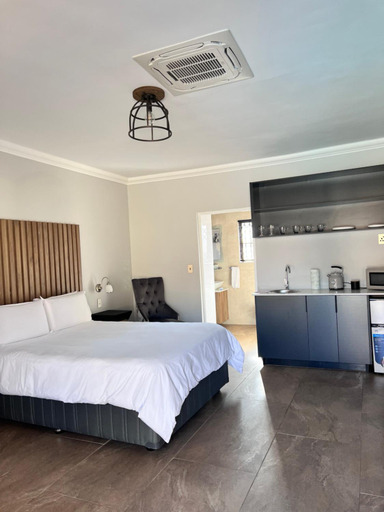 Others 2, Casero Guesthouse, Dr Kenneth Kaunda