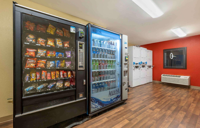 Food & Drinks, Extended Stay America Select Suites - St. Louis - O' Fallon, IL, Saint Clair