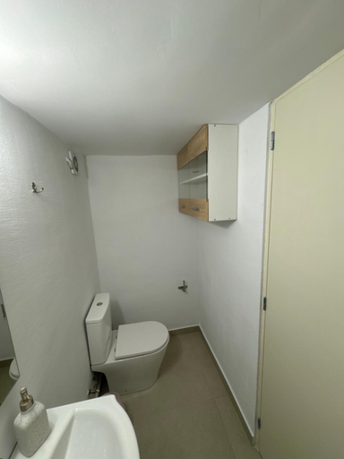 Others 2, Airpoint Apartments, Attica