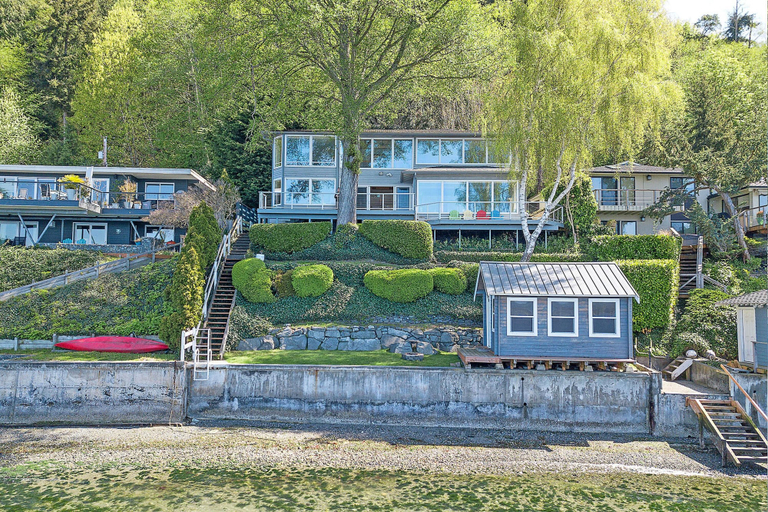 Others 5, Four Stone Beach House, King