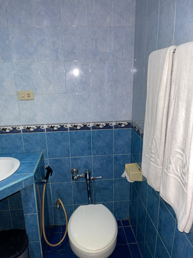 Bathroom 4