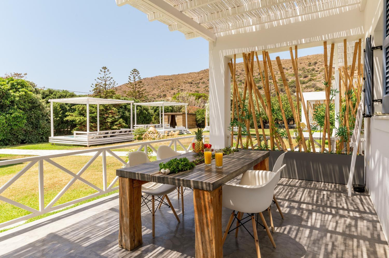 Others 2, Ow Andros Suite 1,Private Whirlpool, South Aegean