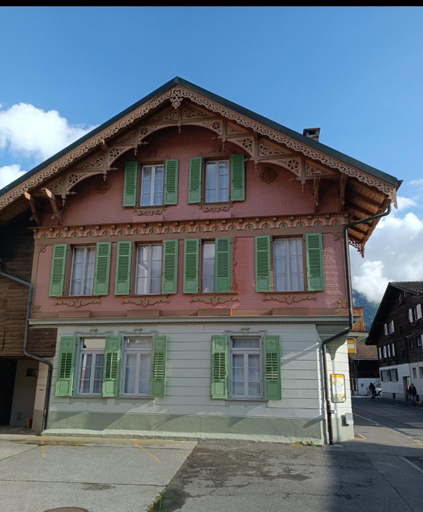 Exterior 14