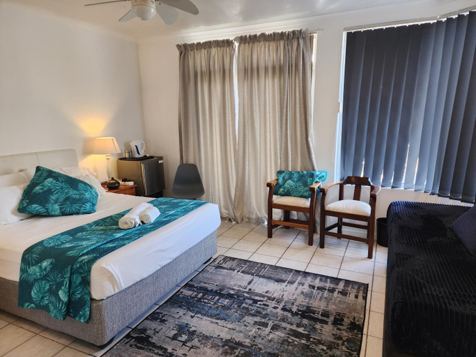 Bedroom 2, The Palace Twin Rooms, City of Cape Town