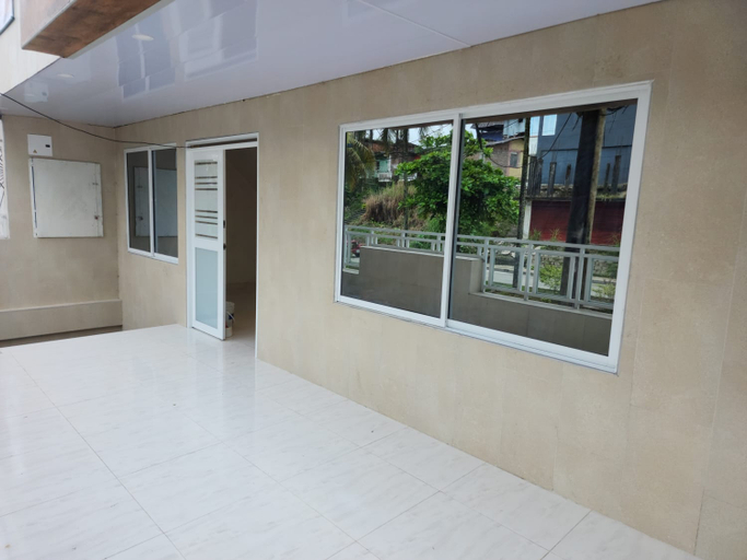 Others 2, Edificio Regata Inn, Buenaventura