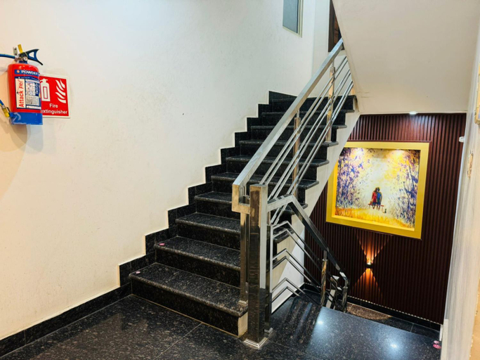 Public Area 2, Hotel Pearl inn, Udham Singh Nagar