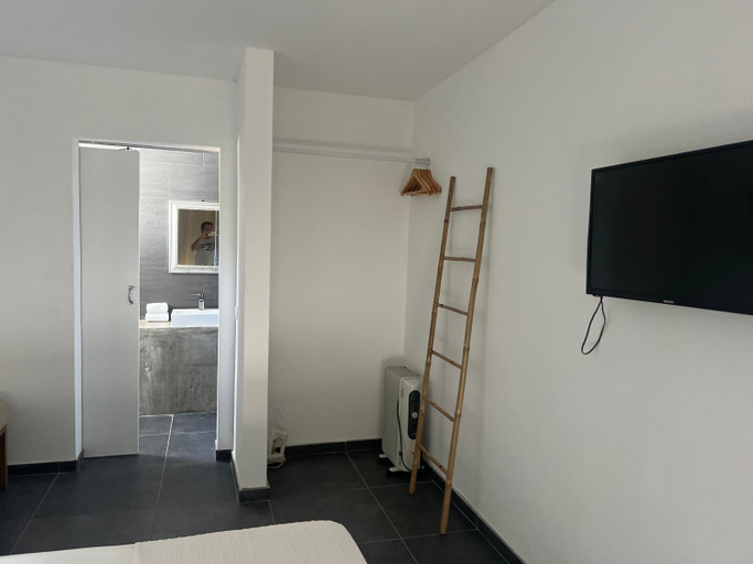Others 5, Casa Lourenco, Silves