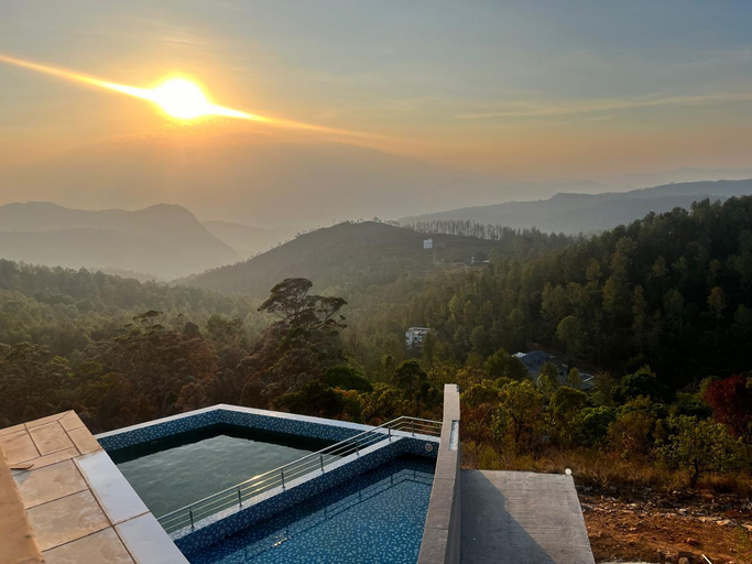 Others 4, Mount Pico Resorts, Salem