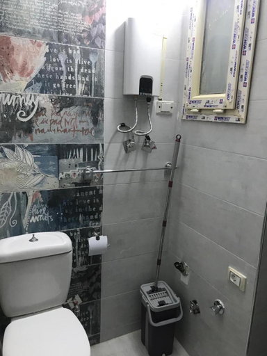 Bathroom 2, شاليه ببورتو السخنه بحديقه Heaven hills مكيف بالكامل غرفه واحده عائلات فقط A, 'Ataqah