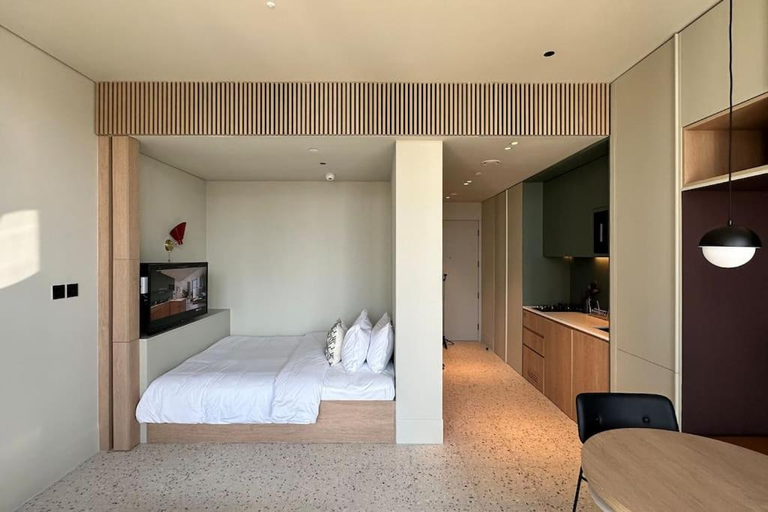 Others 2, Houzzze #4 DesignStudio Burj Khalifa view, Dubai