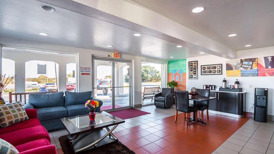 Public Area 2, Motel 6 Round Rock, TX, Williamson