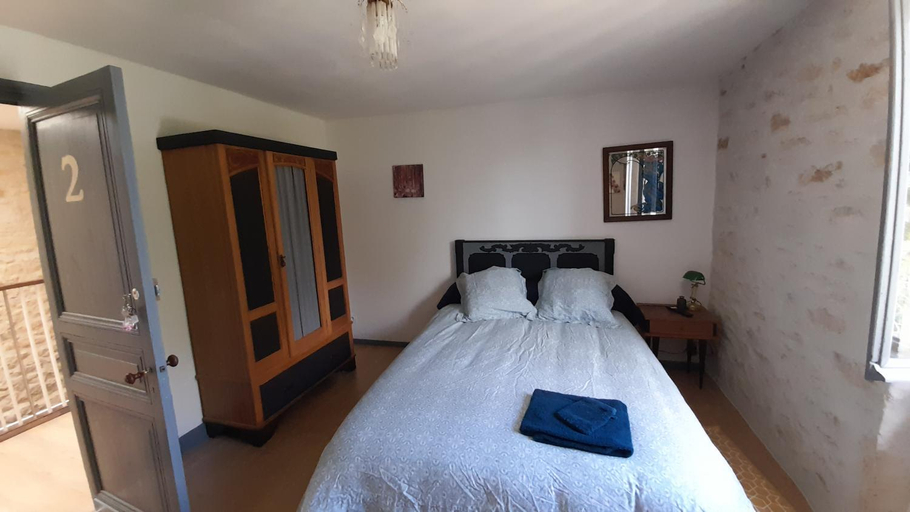 Others 4, Le Clos des Quatre Lieues, Gironde