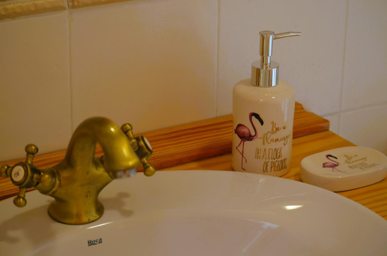Bathroom 5, CASA RURAL LOS HALCONES, Segovia