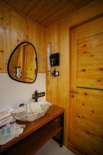 Bathroom 2, Glamping Martini Kvariati, Batumi