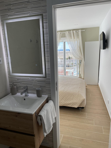 Bedroom 16
