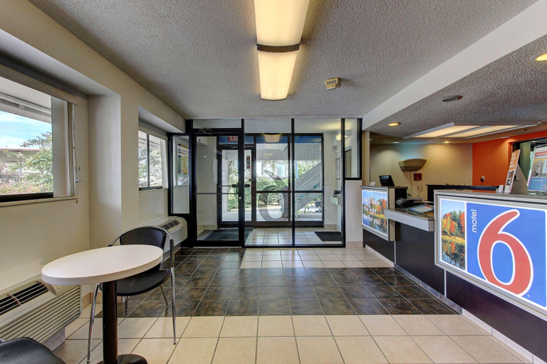 Public Area 3, Motel 6 York, PA, York