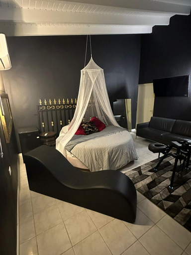 Bedroom 2, Excecutive Inn Aruba