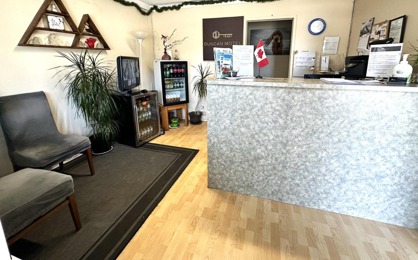 Public Area 3, Duncan Motel, Cowichan Valley