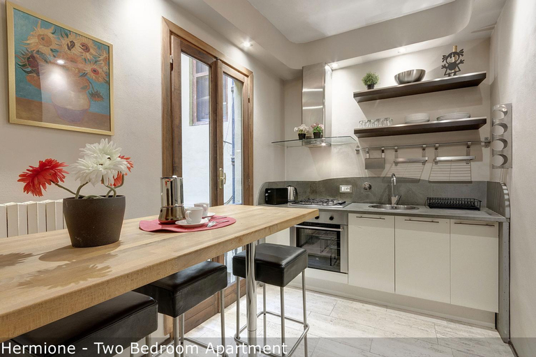 Others 5, Calzaiuoli Apartments by Mamo Florence, Florence
