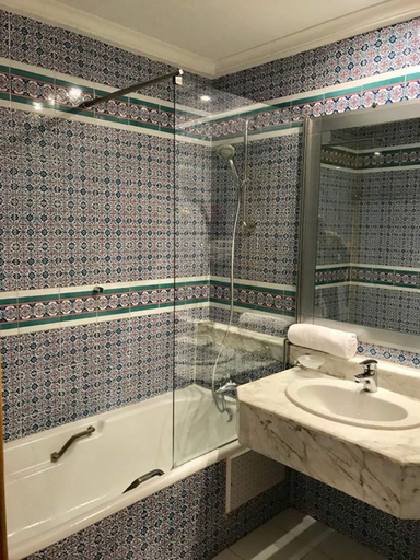 Bathroom 5, Djerba Golf Resort & Spa, Djerba Midoun