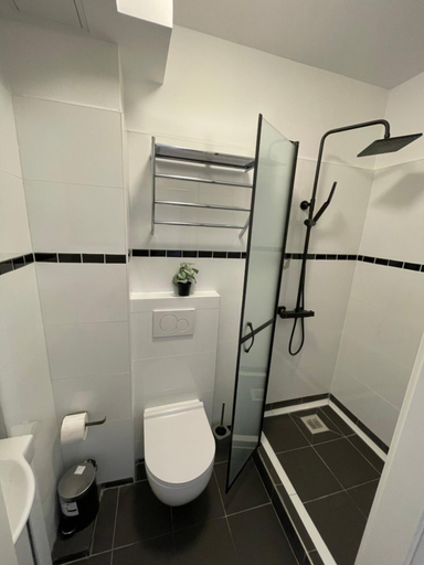 Bathroom 2, Apartment Leipzig, Leipzig