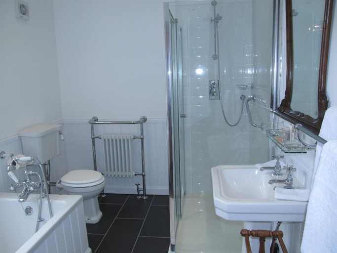 Bathroom, The Townhouse, Perthshire and Kinross