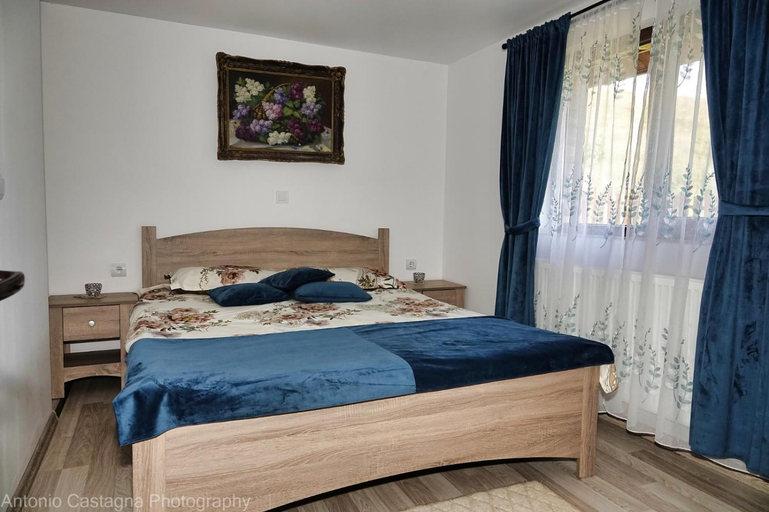 Bedroom 2, Casuta Fodora, Aschileu Mare