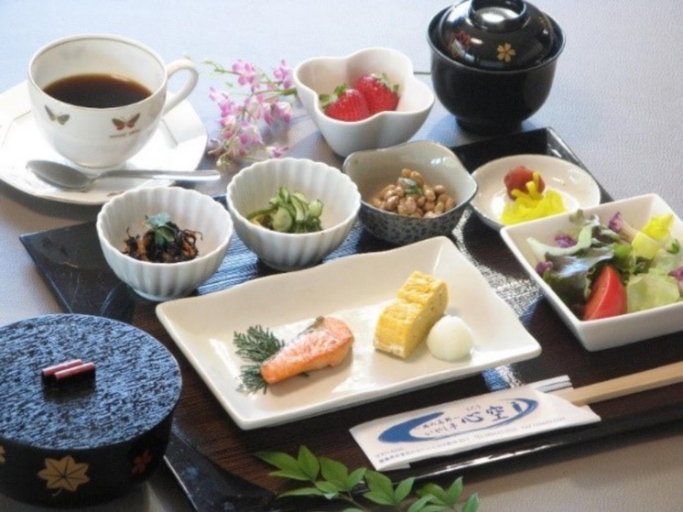 Food & Drinks 5, いやし亭 心空, Naka