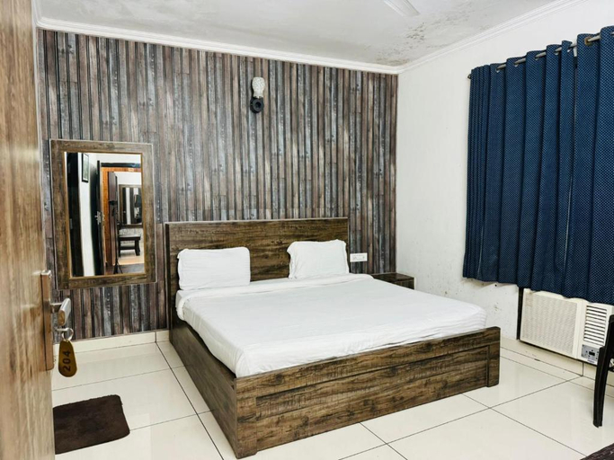 Others 3, Hotel Pearl inn, Udham Singh Nagar