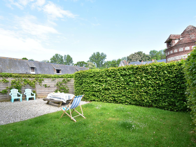 Others 4, Cottage in Flainville near Norman Coastline, Seine-Maritime