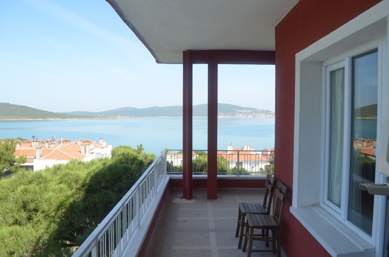 Bedroom 2, Tunc Otel, Ayvalık