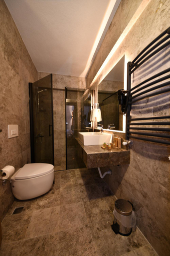 Bathroom 5, 1774 Kazdagi Termal Otel, Edremit