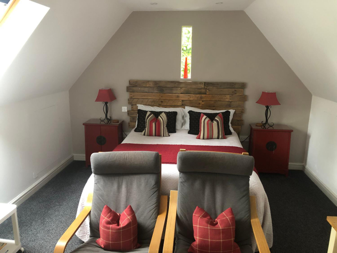 Bedroom 2, The Steppes Holiday Cottages, Herefordshire