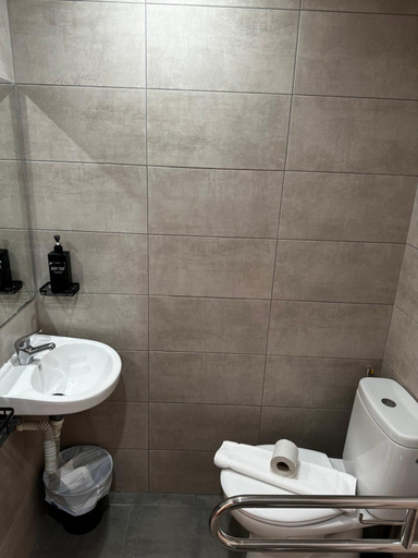 Others 5, New Art Hostel - Albergue Juvenil, Baleares